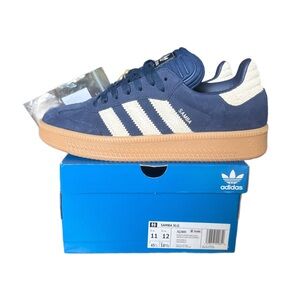 Adidas Samba XLG Navy and White  Mens size 11 *NEW*